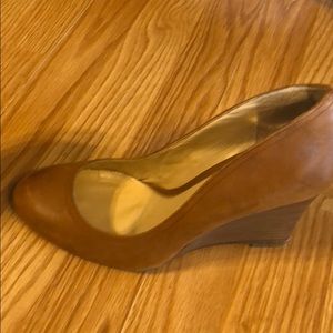 Jessica Simpson light brown wedges